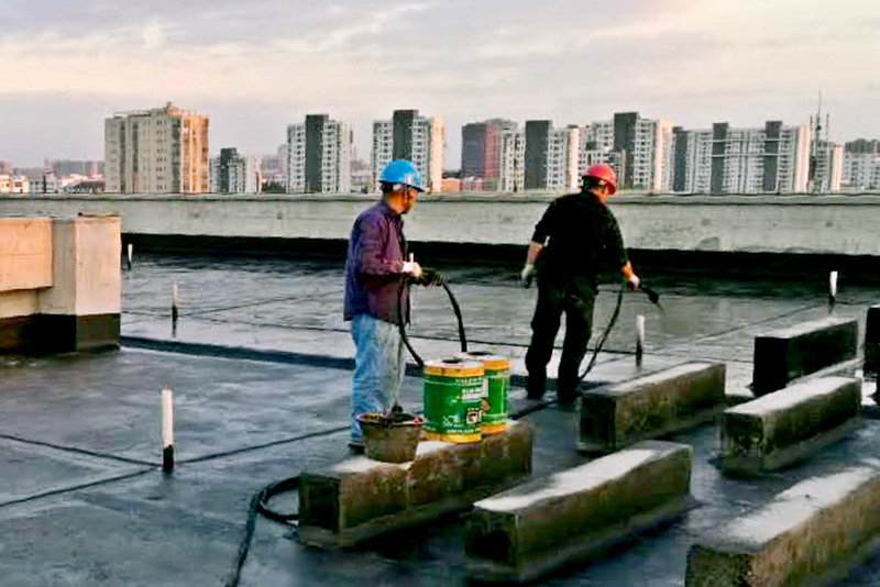 防水卷材施工現場_開來濕克威防水